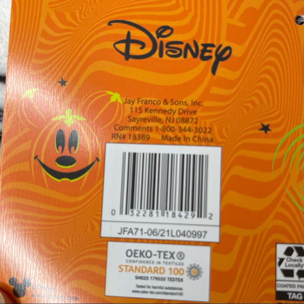 Disney Halloween Mickey & Minnie Mouse Plush Throw - Picture 6 of 6